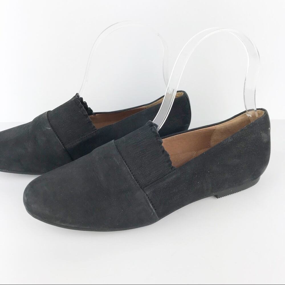 Gentle Soul Kenneth Suede Flats